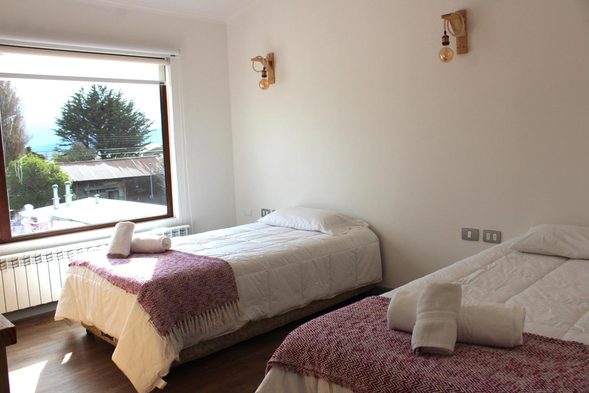 פורטו נטאלס Hostal Alamo Patagonico מראה חיצוני תמונה