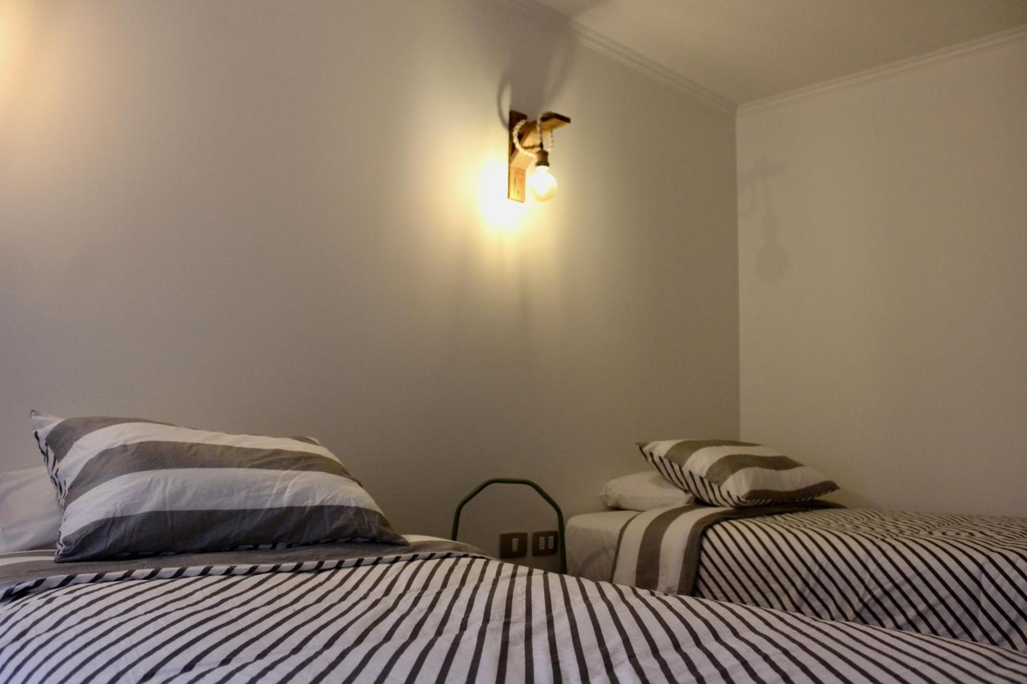 פורטו נטאלס Hostal Alamo Patagonico מראה חיצוני תמונה