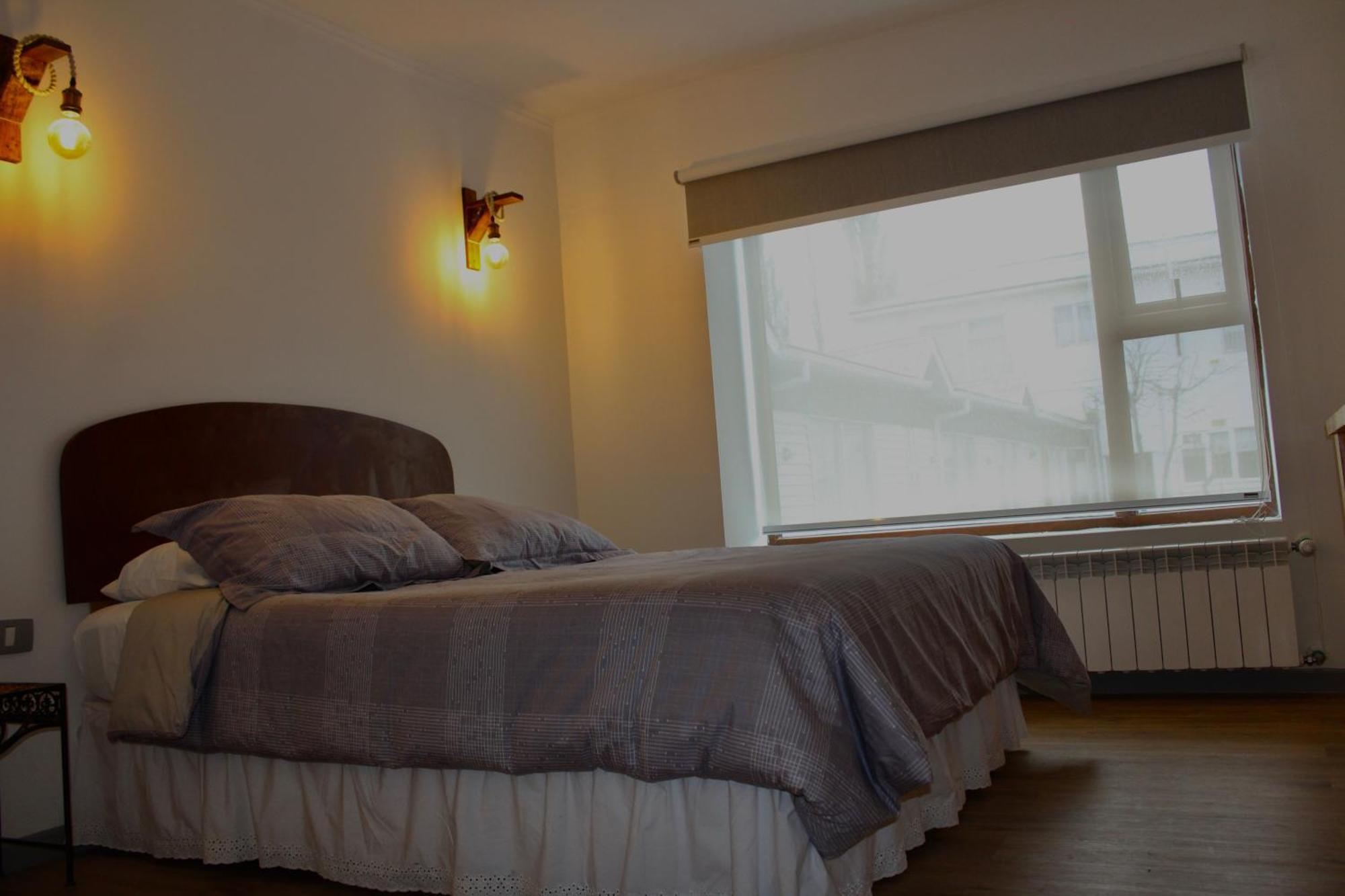 פורטו נטאלס Hostal Alamo Patagonico מראה חיצוני תמונה